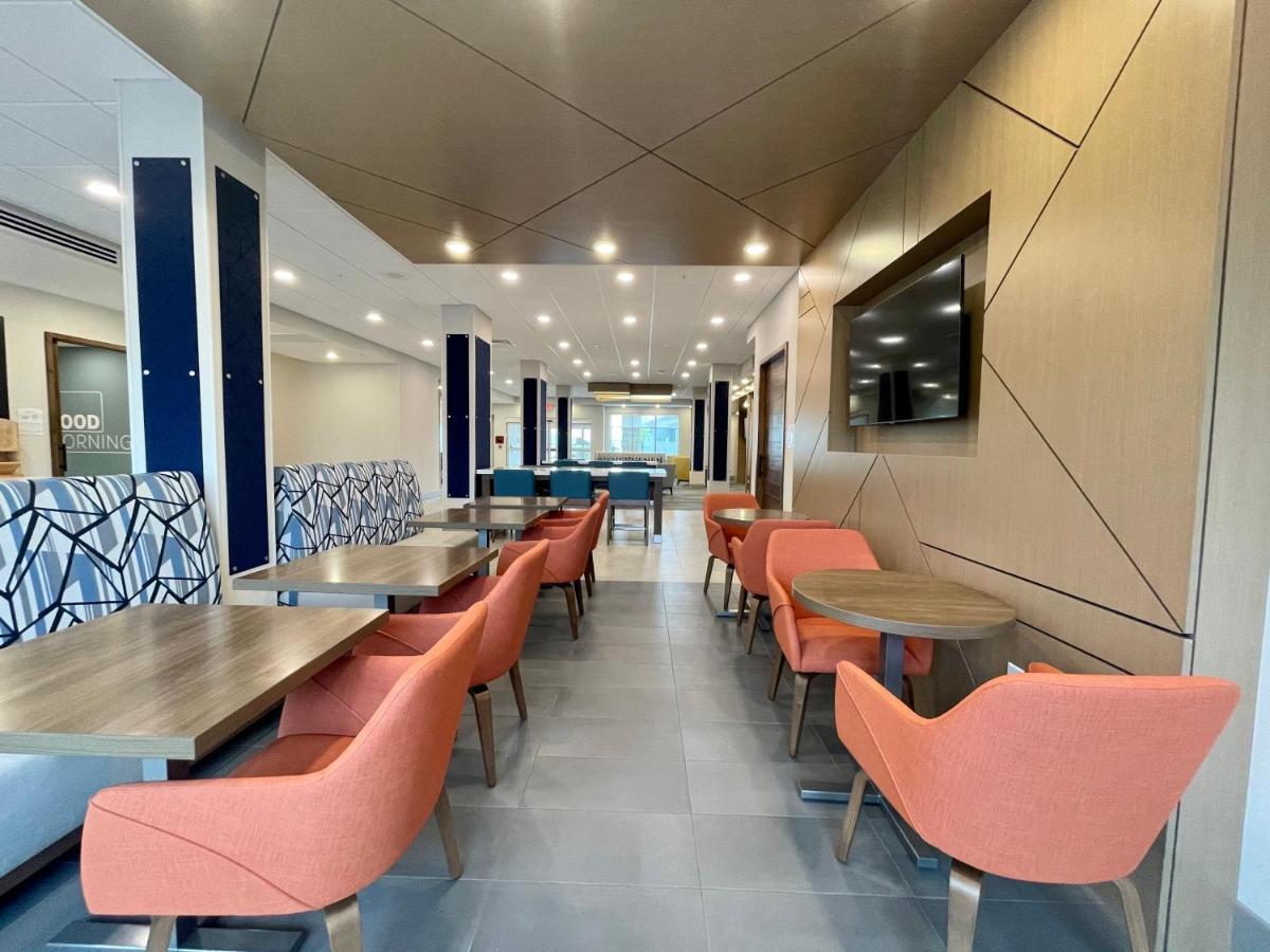 Holiday Inn Express & Suites - Ft. Smith - Airport By Ihg فورت سميث المظهر الخارجي الصورة